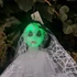 Kép 2/5 - Világító fejű Halott Menyasszony Halloween, farsangi dekoráció, fehér
