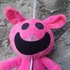 Kép 6/6 - Poppy Playtime Smiling Critters Picky Piggy plüss 31cm