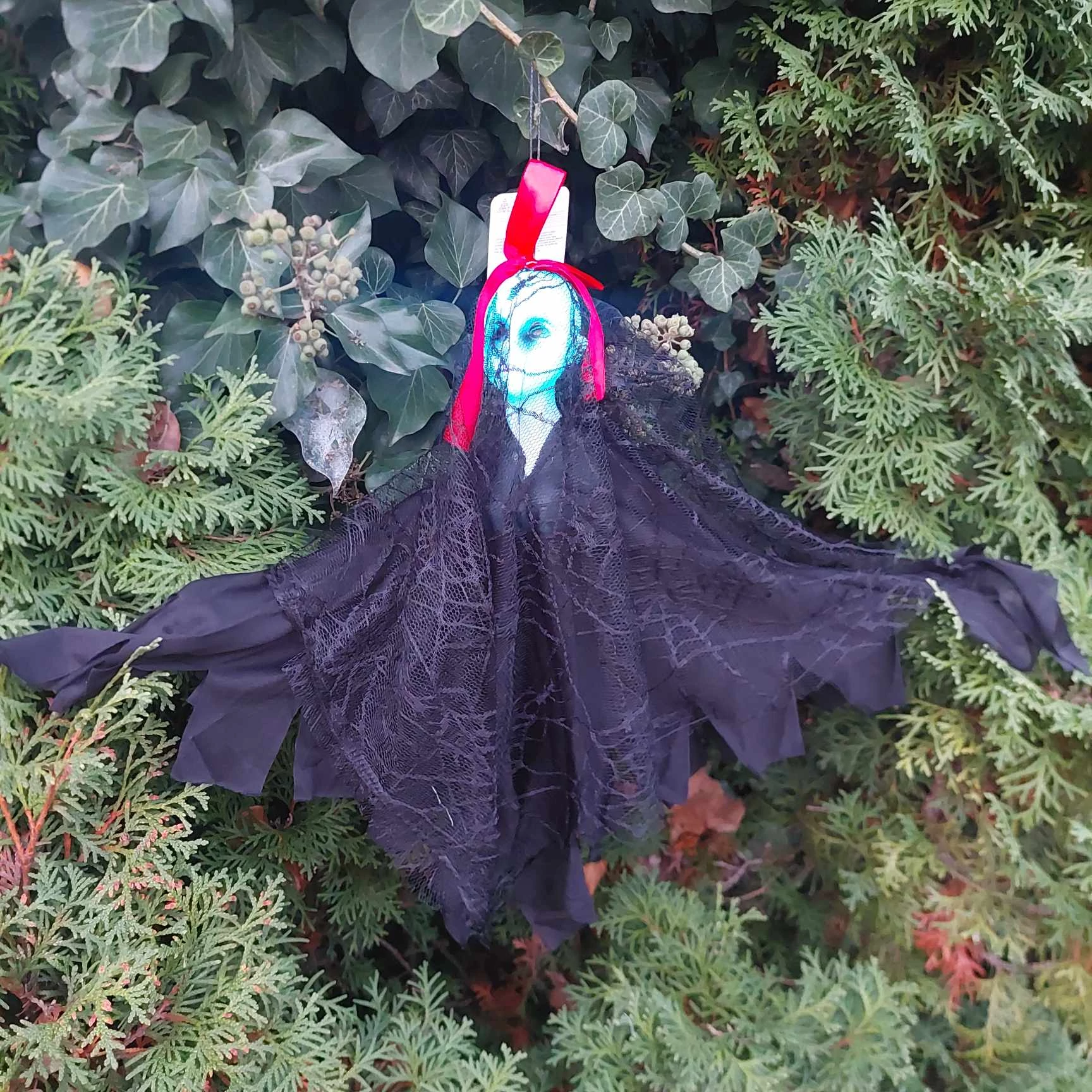  Világító fejű Horror Baba Halloween, farsangi dekoráció, fekete